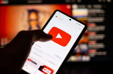 YouTubeアルゴリズムに嫌われる原因とは？【チャンネルの継続的な運用方法も徹底解説】