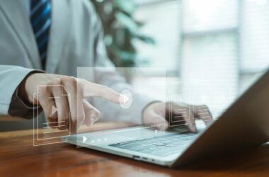 企業のYouTube運用、62.7%が撤退・中止を経験。「再生数」より「事業成果」で継続か撤退かが決まる実態が明らかに【YouTube運用の撤退・失敗に関する実態調査】