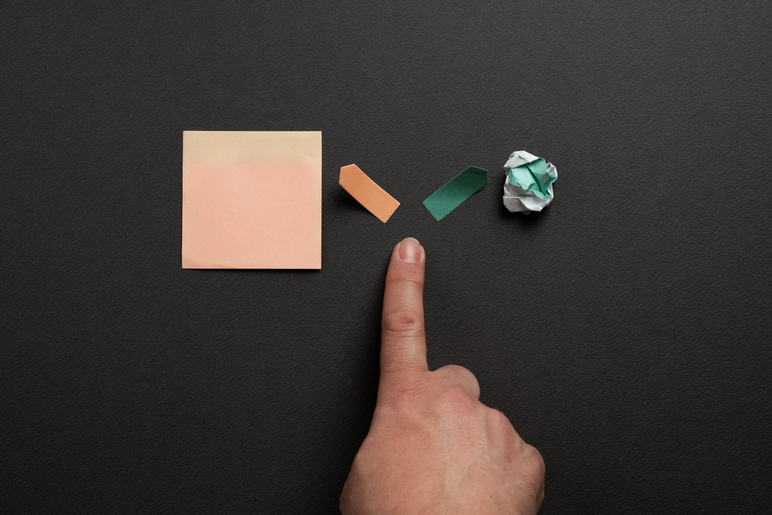 自社運用と外注、どちらがおすすめ？